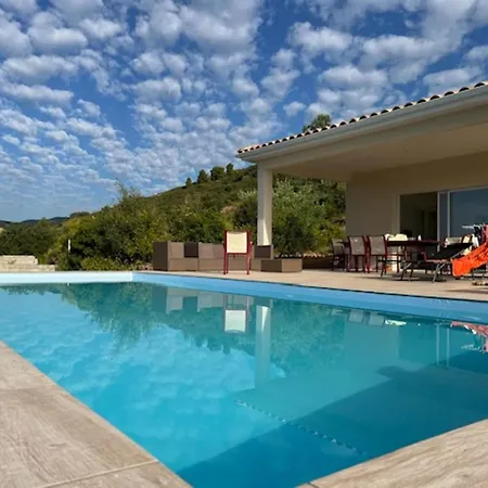 L'esquirol With View And Pool Holiday home *