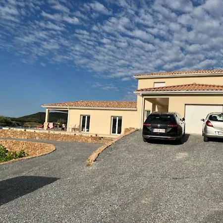 L'esquirol With View And Pool Holiday home