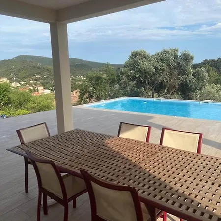 L'esquirol With View And Pool * Roquebrun